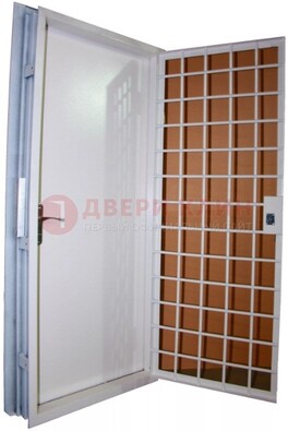 Белая стальная бронированная дверь с нитроэмалью ДБ-7 в Щербинке