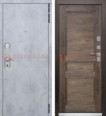 Серая металлическая дверь с МДФ коричневого цвета ДМ-304 в Щербинке