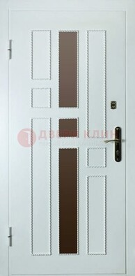 Белая стальная дверь с МДФ и декоративными вставками ДМ-62 в Щербинке
