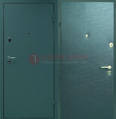 Зеленая стальная дверь с порошковым покрытием ДП-93 в Щербинке