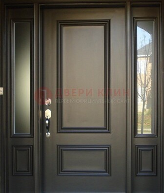 Парадная дверь с отделкой массив ДПР-65 в загородный дом в Щербинке