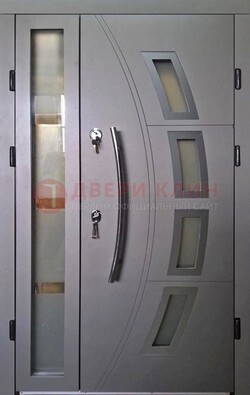 Серая железная дверь для дома со стеклом ДС-17 в Щербинке