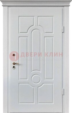 Белая уличная дверь с виноритом для дома ДВТ-247 в Щербинке